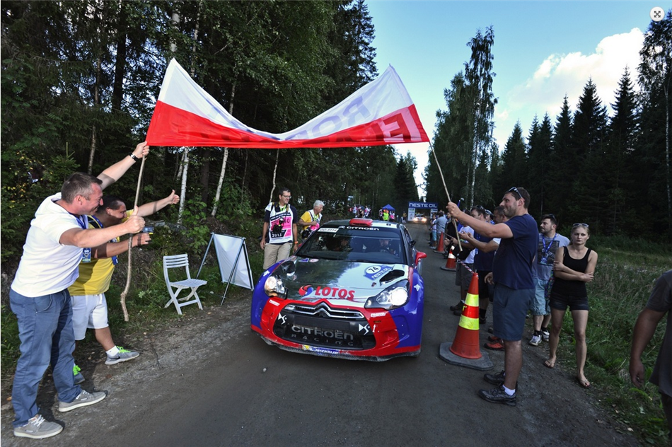 Kubica walczy o miejsce lidera